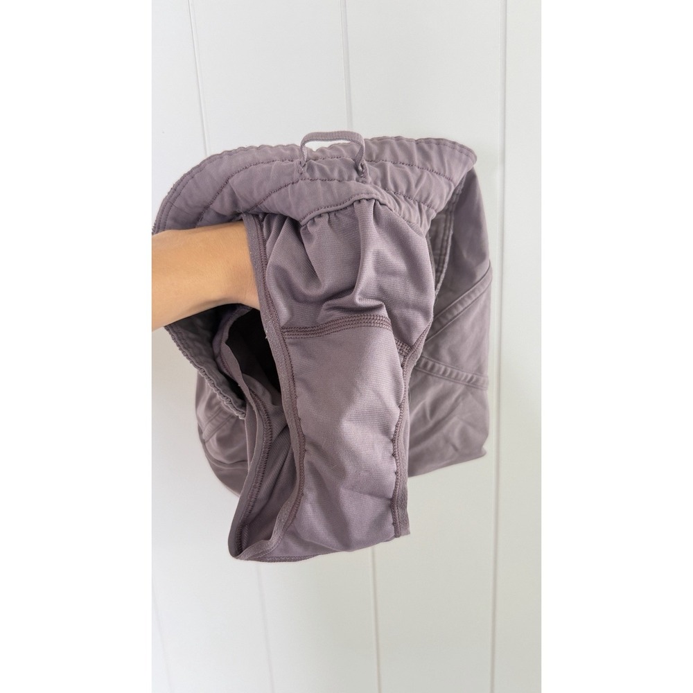 Lululemon Tracker V 4" Low Rise Short Women 4 Smoked Mulberry W7AA6S Swift Ultra - Picture 10 of 11